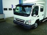 Osłona przeciwsłoneczna MITSUBISHI Canter Fuso 2006-, kabina pojedyncza/podwójna, z zestawem montażowym