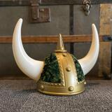 Viking hełm zielony duński plusz - złote wykończenie