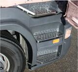Ozdobne stopnie Scania R lewa strona