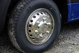 Kołpak na przednią felgę 16"x5,5", MB Sprinter (2007-); VW Crafter (2006-2017),  stal nierdzewna, mocowany na śruby, 18 otworów went., PCD 205mm