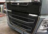 Listwy ozdobne na grill obrzeże, 12 części; Volvo FH4 >2013