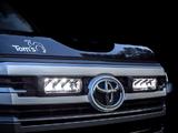 Zestaw dwóch lamp LED Lazer Triple-R 750 Elite w grill z zestawem montażowym TOYOTA LC300 2022-