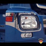 Listwy ozdobne ze stali nierdzewnej wokół reflektorów głównych z dyszami czyszczącymi (na niemalowane części); ACTROS MP2 LH