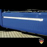 Listwy ozdobne ze stali nierdzewnej na boczną osłonę; Renault Magnum >11.2006