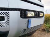 Zestaw dwóch lamp LED Lazer Triple-R Std w grill z zestawem montażowym LAND ROVER Defender 2020-