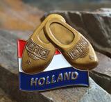 Przypinka Holand Style chodaki (metalowa)