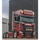 Osłona przeciwsłoneczna SCANIA S/R NG aluminium 35 cm wysokości na 2 lampy nowego typu Fox Parts łuk