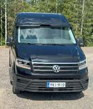 Osłona przeciwsłoneczna VW Crafter 2017-; MAN TGE 2017-, z wycięciami na czujniki, z 5 białymi obrysami Strands Dark Knight, z zestawem montażowym