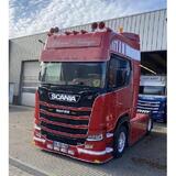 Osłona przeciwsłoneczna SCANIA S/R NG aluminium 39 cm wysokości na 5 lamp nowego typu na dole Fox Parts - Extra Low