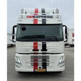 Osłona przeciwsłoneczna VOLVO FH4/FH5/AERO/FM5 aluminium wysokość 28,5 cm z wycięciem górnym na 5 lamp obrysowych nowego typu Fox Parts - prosta