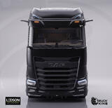 Osłona przeciwsłoneczna TruckKing "Classic" DAF XG+, z zestawem montażowym, głębokość 37 cm - 2 wycięcia na lampy obrysowe LEDSON Optoline NGR+