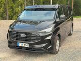 Osłona przeciwsłoneczna FORD Transit Customer 12/2023-; VW T7, z 5 białymi obrysami Strands Dark Knight, z zestawem montażowym