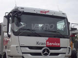 Osłona przeciwsłoneczna MB Actros MP3, kabina standard, z sekcją centralną na reklamę