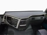 Duża półka z matą antypoślizgową do VOLVO FM (2013 -2020)