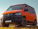 Zestaw dwóch lamp LED Lazer Triple-R 750 Elite w grill z zestawem montażowym VW T6  (Startline) 2015-2019