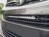 Lampa LED Lazer Linear-18 Elite w grill z zestawem montażowym PEUGEOT Expert 2016-; VAUXHALL/OPEL Vivaro 2019-; CITROEN Dispatch,Jumpy 2016-2024, nr kat. 13GK-PEX-Elite-1K