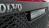 Light Bar VisionX XPR 762 mm 150W z zestawem do Volvo FH4 w grill