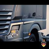 Listwy ozdobne (kontur na grill i drzwi) do MB ACTROS MP4 (szer.2500), nr kat. 17TD157AC4.20