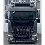 Osłona przeciwsłoneczna TruckKing SCANIA NG S&R 2016-, z zestawem montażowym, wycięcia na 5 obrysów, głębokość 35 cm