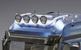 Rama dachowa ryflowana Actros MP4 Stream Space