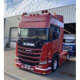 Osłona przeciwsłoneczna SCANIA S/R NG aluminium 39 cm wysokości na 5 lamp nowego typu na dole Fox Parts - Extra Low