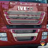 Listwy (kratki) i obrysy ze stali nierdzewnej na górny i dolny grill IVECO Stralis (> 2007)