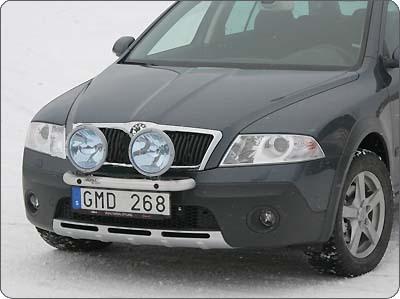 Rama przednia Q-light Skoda Scout 08-; dla 2 lamp  art.nr Q900098 - zdjęcie 1