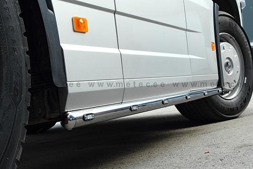 Ramy boczne o 60 mm, polerowane, LED rozstawy osi 3700  Renault T 14-21, 21-; Volvo FH3 FH4 FH5 FM5 AERO 24- - zdjęcie 1
