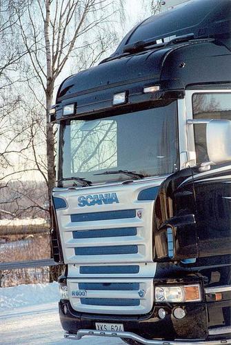 Osłona przeciwsłoneczna SCANIA 4/R -06/2013, kabina Normal/Highline, na 2 obrysy i 2 reflektory - zdjęcie 1