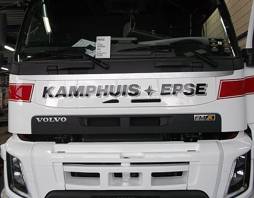 Tablica reklamowa na przedni grill VOLVO FM4/FMX - zdjęcie 1