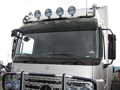 Osłona przeciwsłoneczna MB Actros MP2, kabina MegaSpace z lusterkiem - zdjęcie 1