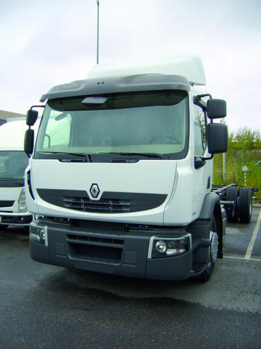 Osłona przeciwsłoneczna RENAULT Premium; VOLVO FE 2007-, kabina standard bez i z lusterkiem, nr kat. 145077A222/145179A222 - zdjęcie 1