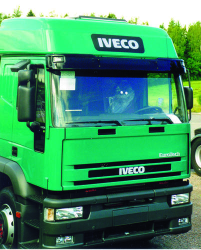 Osłona przeciwsłoneczna IVECO Eurotech/Euro Trakker, kabina standard/średnio-wysoka - zdjęcie 1
