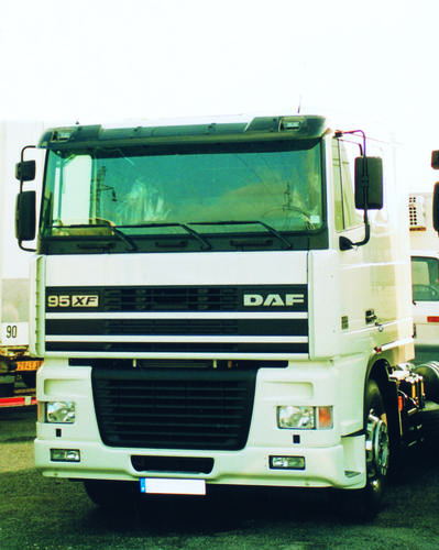 Osłona przeciwsłoneczna DAF XF 95/105/106 -2016, kabina Comfort Cab, nr kat. 145066A222 - zdjęcie 1