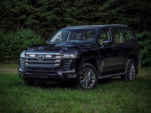 Zestaw dwóch lamp LED Lazer Triple-R 750 Std w grill z zestawem montażowym TOYOTA LC300 2022- - zdjęcie 1