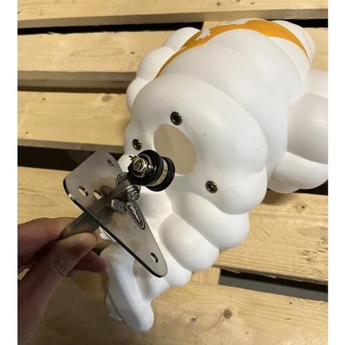 Mocowanie figurki Michelin z gniazdem na żarówekę BA15 - zdjęcie 1