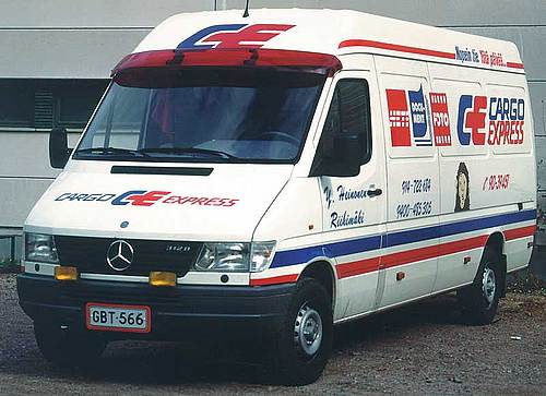 Osłona przeciwsłoneczna MB Sprinter -2006; VW LT -2006, wersje VAN, z zestawem montażowym - zdjęcie 1
