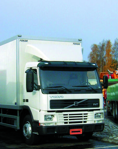 Osłona przeciwsłoneczna VOLVO FH1/FM1 -2001, na 2 obrysy - zdjęcie 1