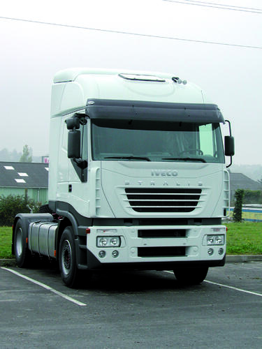 Osłona przeciwsłoneczna IVECO Stralis, kabina AS -2006 - zdjęcie 1