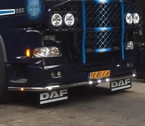 Rama L-Bar pod zderzak do DAF XF105 z diodowymi pozycjami - zdjęcie 1