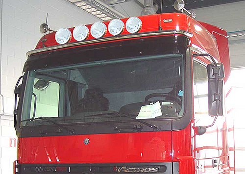 Rama dachowa MB Actros 03- MegaSpace - zdjęcie 1