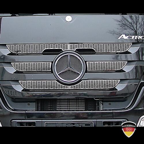 Listwy ozdobne ze stali nierdzewnej na grill (kratki); ACTROS MP3 Megaspace - zdjęcie 1