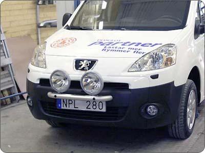 Rama przednia Q-light Peugeot Partner 08-; dla 2 lamp art.nr Q900052 - zdjęcie 1