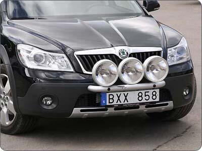 Rama przednia Q-light Skoda Octavia/Scout 10-; dla 3 lamp  art.nr Q900144 - zdjęcie 1