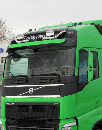 Wsporniki lamp LIFT-UP Volvo FH 4 i FH 5 Glob & Glob XL z mocowaniem na dwa reflektory - zdjęcie 1