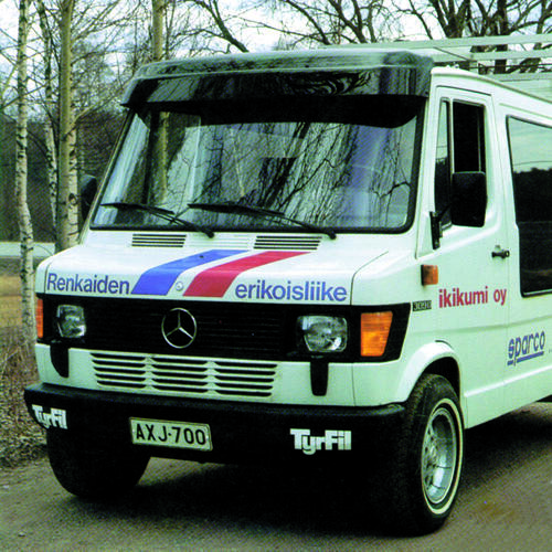 Osłona przeciwsłoneczna MB T1 207/309, standardowy dach, z zestawem montażowym - zdjęcie 1