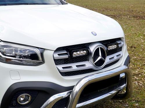 Zestaw dwóch lamp LED Lazer ST4 Evo w grill z zestawem montażowym MB X-Class (V6) 2017- - zdjęcie 1