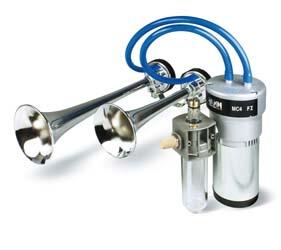 Zestaw czterech sygnałów pneumatycznych TA/4 906-C z kompresorem MC4 FD ze smarowniczką 24V (chromowana stal, 30/29 i 22/21 cm, z pokrywami) - zdjęcie 1