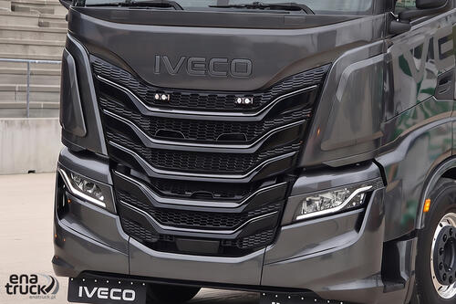 Policzki Owiewki przeciwbłotne IVECO S-Way/X-Way 10/2019- - zdjęcie 1