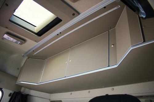 Szafka czterodrzwiowa na tył kabiny MB Actros MP4 MP5 Big Space 2500 (beige brown / edge aluminium design) - zdjęcie 1